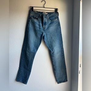 Levis Jeans Womens 28 Wedgie Straight Classic Neutral Normcore Casual Ankle 90s